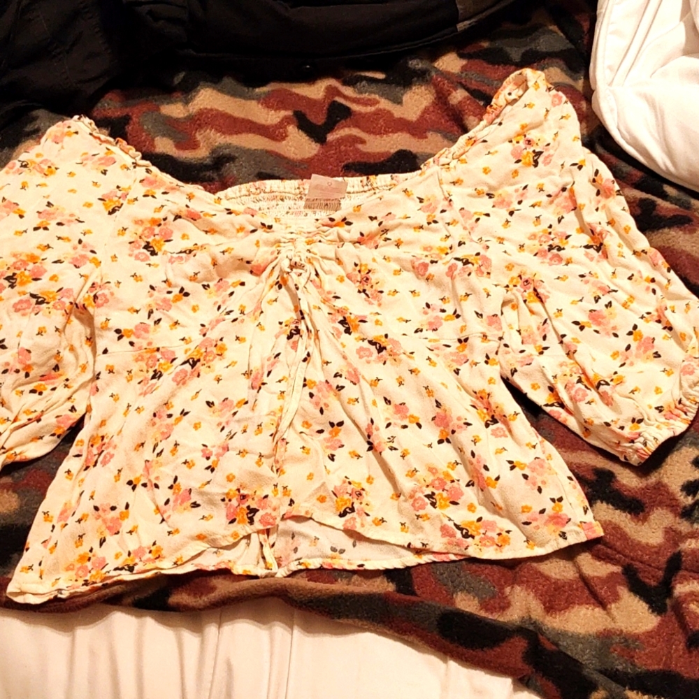 Crop top